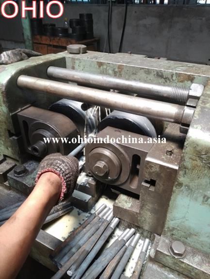 Sản xuất bu lông neo M24