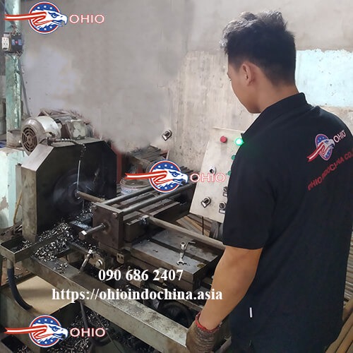 sản xuất bu lông neo m72