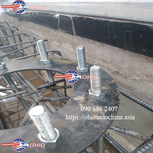 thi cong bulong neo m18